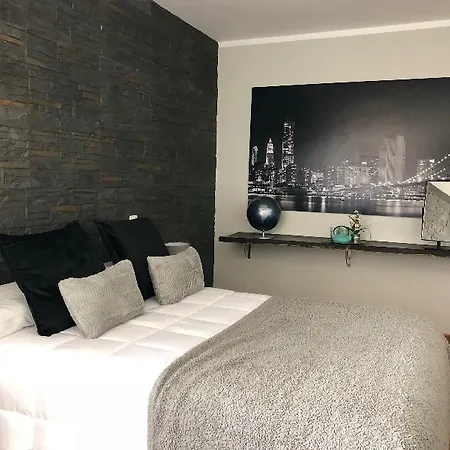 Canaryislandshost L Luxurious In The Town Villa Costa Teguise